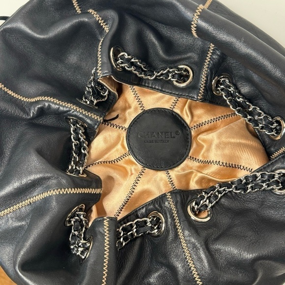 CHANEL BAG - Picture 4 of 6